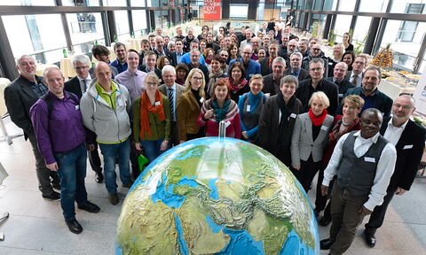 Fachforum Nachhaltigkeit: Die NRW-Nachhaltigkeitsstrategie umsetzen! Eckpfeiler eines neuen Gesellschaftsvertrages für NRW & Auszeichnungsfeier „Projekt Nachhaltigkeit“